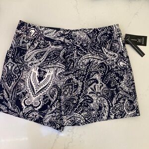 Navy blue white paisley womans Inc tailored dress shorts NWT sz 4